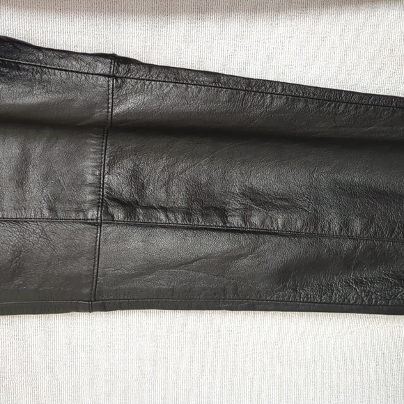 Vintage/Y2K 100% Leather Pants Size 4. High Rise Straight Leg - Picture 4 of 10